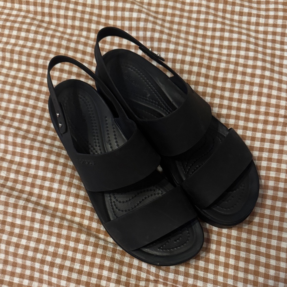 Crocs Brooklyn Wedge Sandals